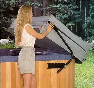Leisure Concepts Covermate I SPA COVER LIFTER 1 Leisure Concepts Covermate I SPA COVER LIFTER