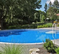 RADIANT 33' ROUND SWIMMING POOL