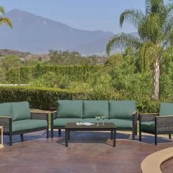 Chicago Wicker Grenada Sofa