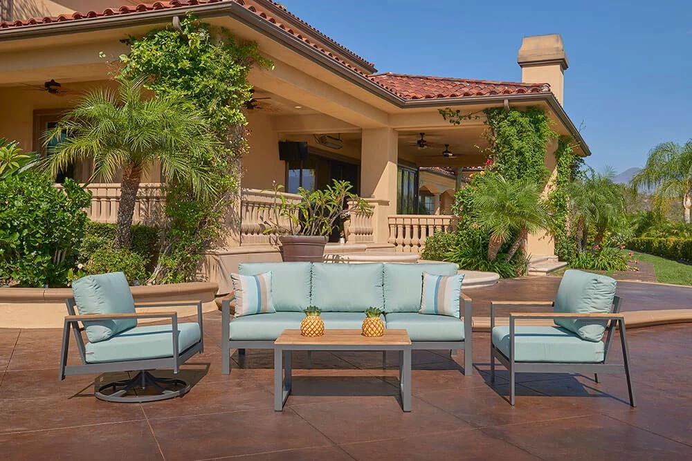 Chicago Wicker Seating Furniture Huntington Deepseat Sofa 2 Chicago Wicker Seating Furniture Huntington Deepseat Sofa